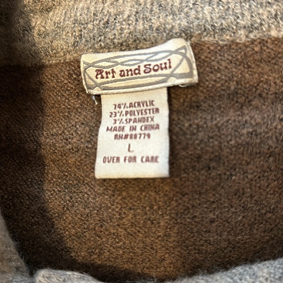 Art and Soul Argyle soft sweater - Picture 7 of 7